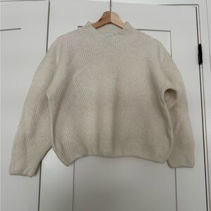 Cozy Cream Women's Crew Neck Sweater Wool Cashmere Blend